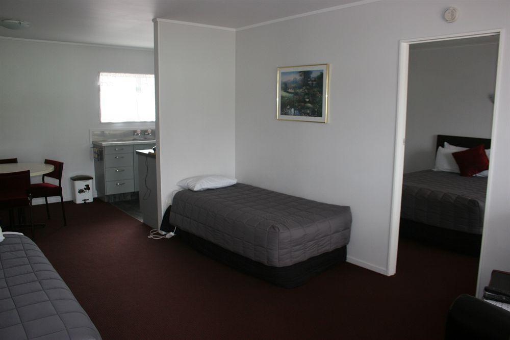 Burgundy Rose Motel Whangarei Kültér fotó