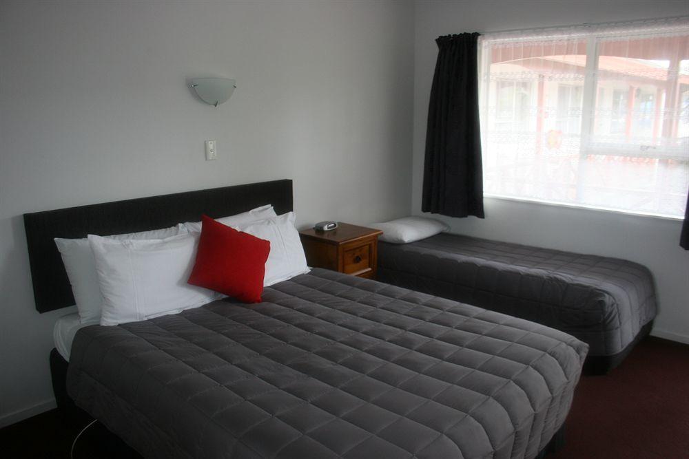 Burgundy Rose Motel Whangarei Kültér fotó